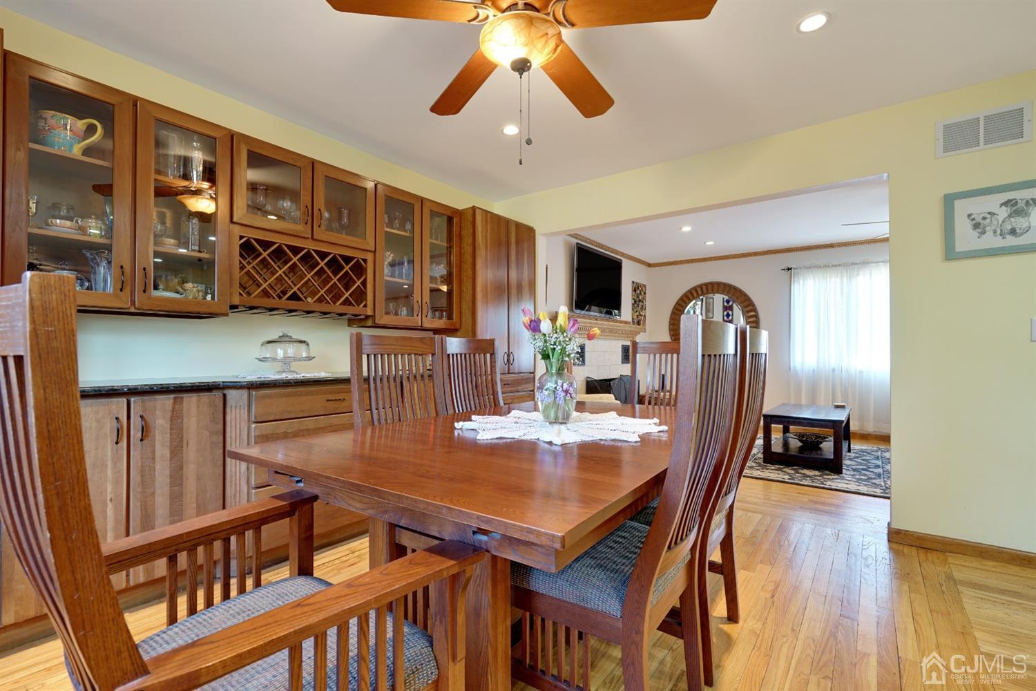 123 Dutch Road East Brunswick, NJ 08816 - Photo 10 of 51 Gallery Image 10