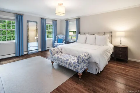 $1,699,000 | 12 Suzanne Lane, Chappaqua, NY 10514