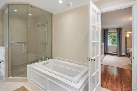 $1,699,000 | 12 Suzanne Lane, Chappaqua, NY 10514