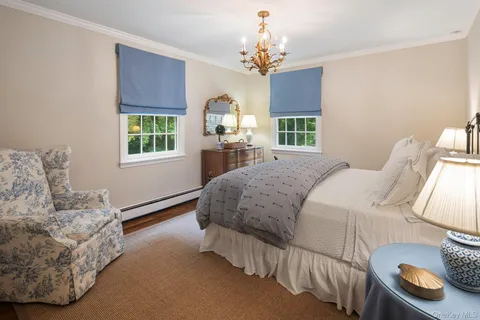 $1,699,000 | 12 Suzanne Lane, Chappaqua, NY 10514