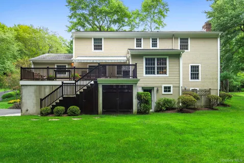 $1,699,000 | 12 Suzanne Lane, Chappaqua, NY 10514
