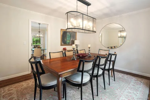 $1,699,000 | 12 Suzanne Lane, Chappaqua, NY 10514
