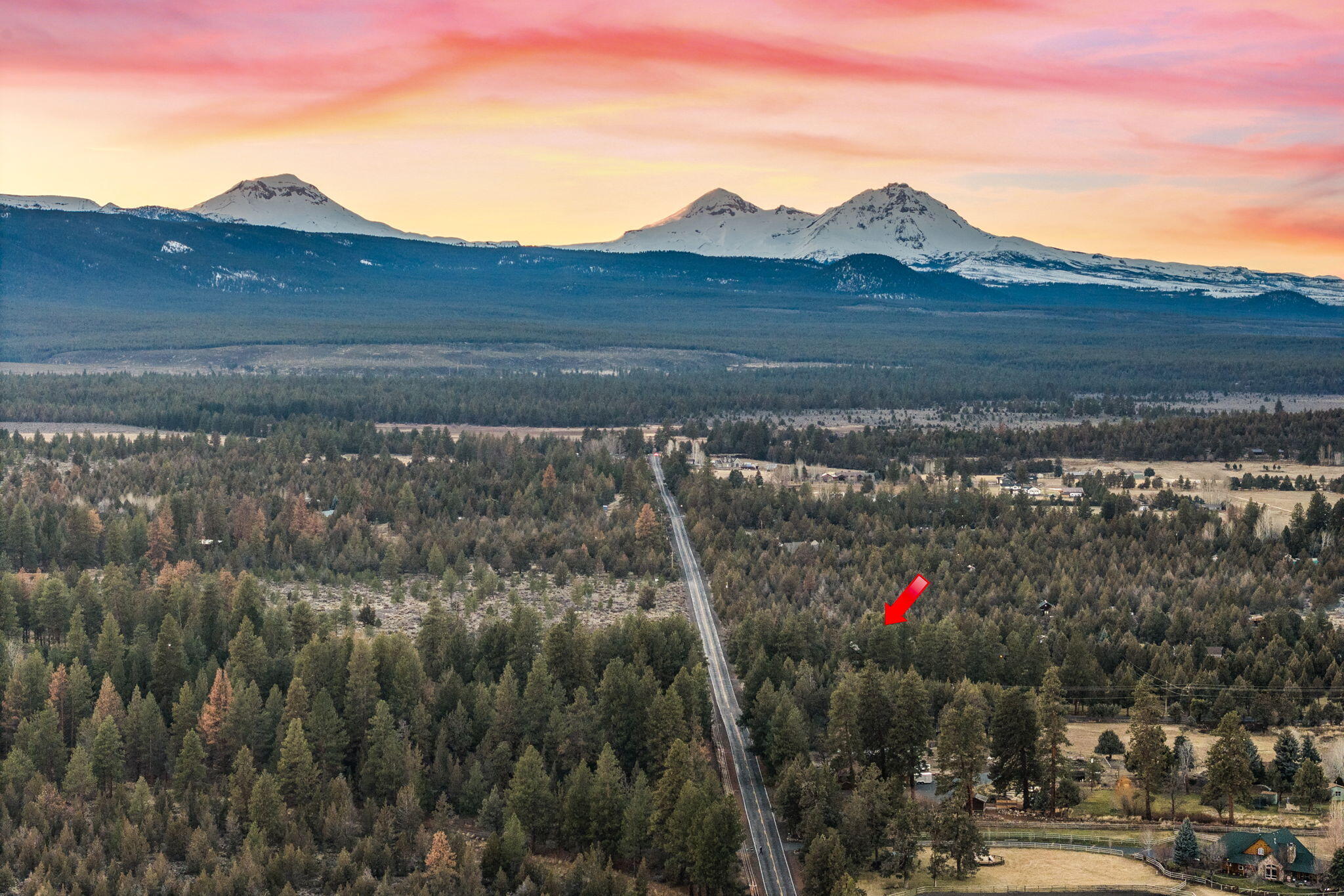 18215 Pinehurst Road Bend, OR 97703 - Photo 58 of 62 2025_01_11_18215_pinehurst_rd-twilight-1