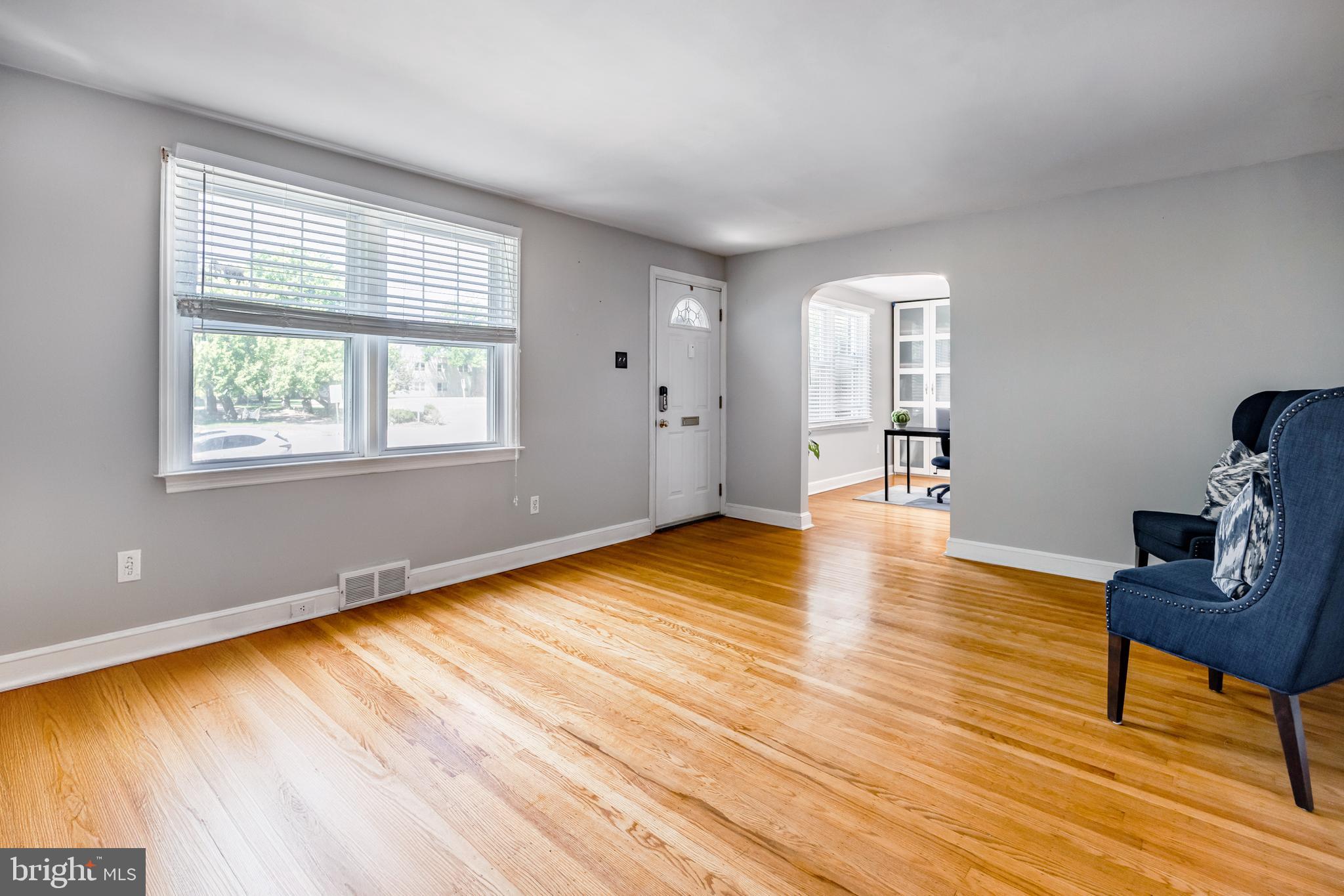 403 Allston Road Havertown, PA 19083 - Photo 4 of 31