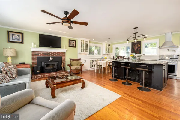 $1,499,900 | 26 Wilelinor Drive, Edgewater, MD 21037