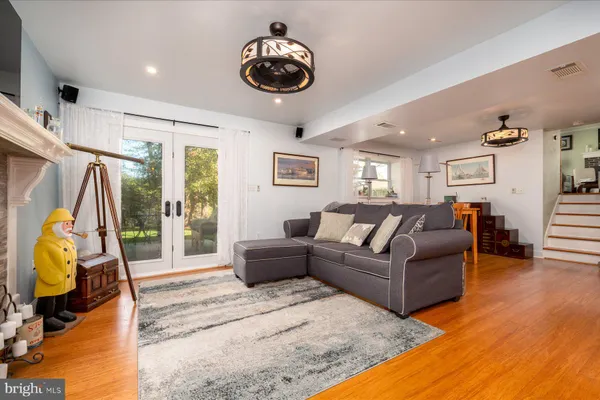 $1,499,900 | 26 Wilelinor Drive, Edgewater, MD 21037