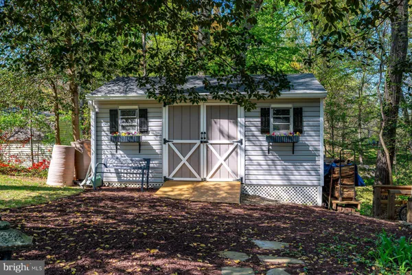 $1,499,900 | 26 Wilelinor Drive, Edgewater, MD 21037