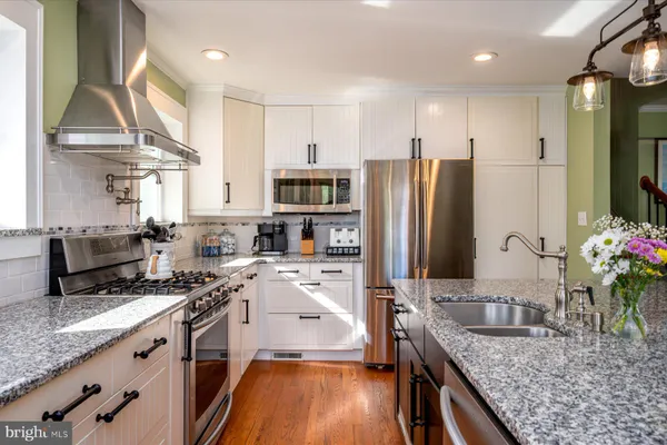 $1,499,900 | 26 Wilelinor Drive, Edgewater, MD 21037