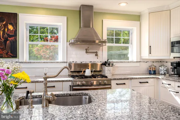 $1,499,900 | 26 Wilelinor Drive, Edgewater, MD 21037