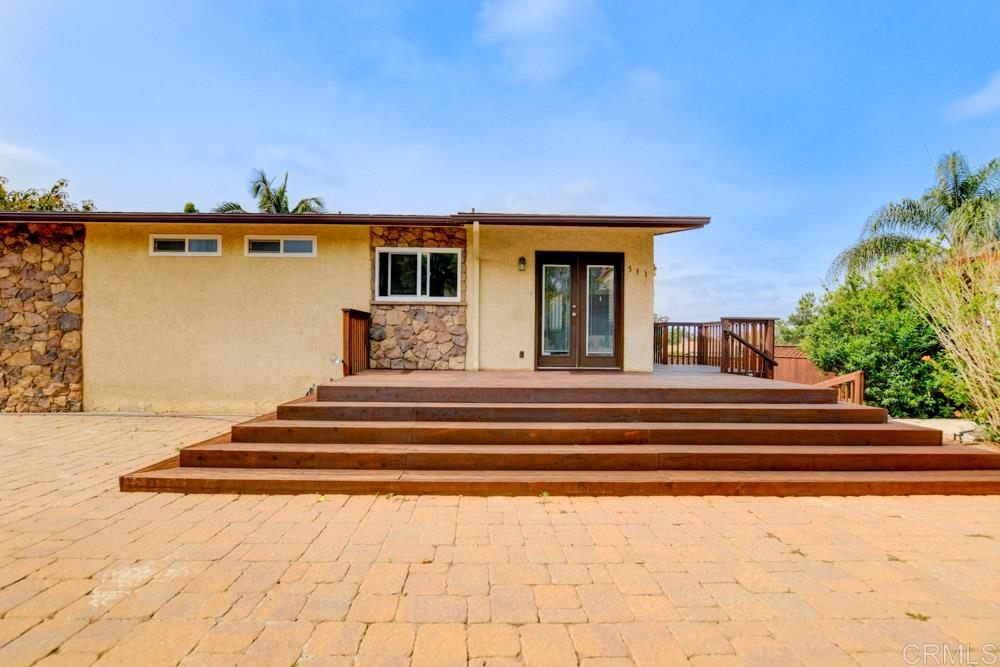531 Rancho Vista Road Vista, CA 92083 - Photo 2 of 25 Gallery Image 2