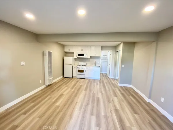 $1,600 | 506 Raymond Avenue, Unit 506, Glendale, CA 91201