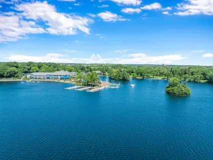 $1,650,000 | 2036 Valley Lo Lane, Glenview, IL 60025