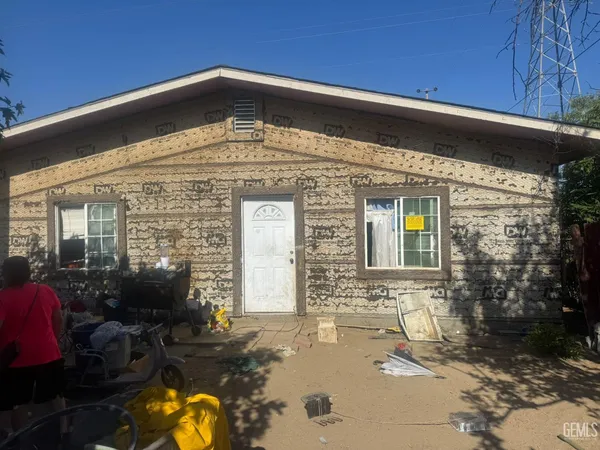 $158,000 | Undisclosed Address, Lamont, CA 93241