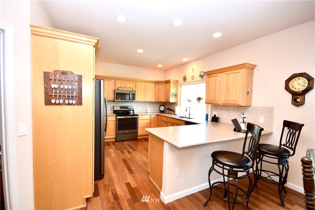 340 Cascadia Loop Sequim, WA 98382 - Photo 9 of 20 Gallery Image 9