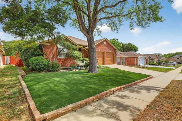 $385,000 | 4120 Stone Hollow Way, Fort Worth, TX 76040