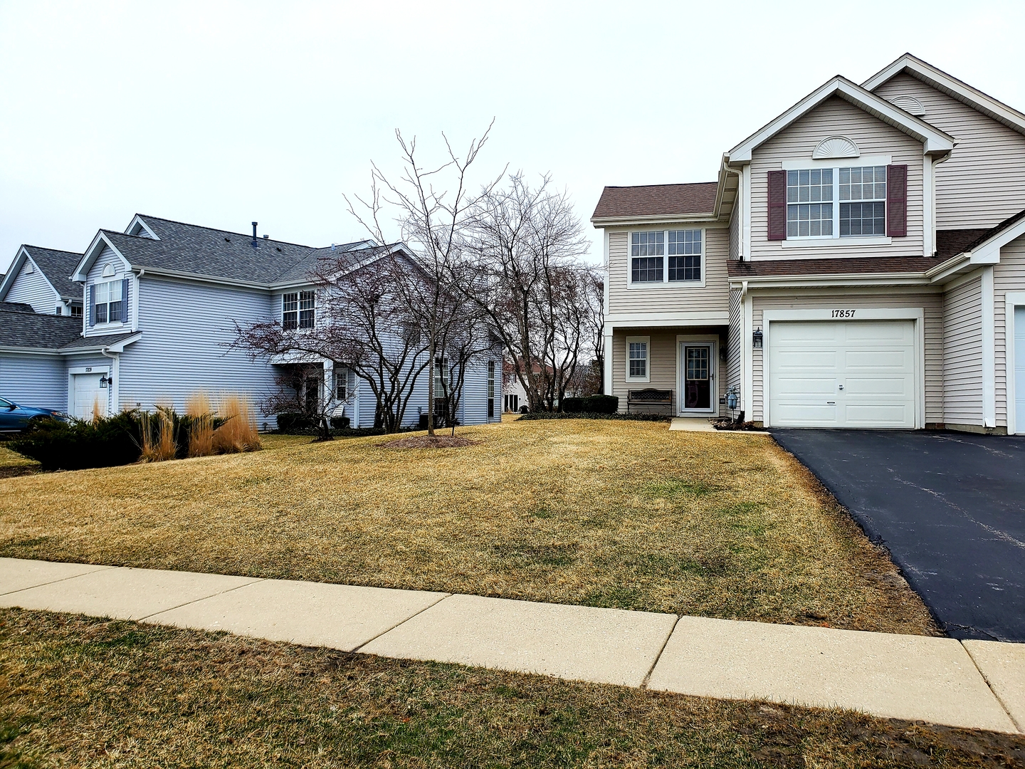 17857 Braewick Road Gurnee, IL 60031 - Photo 1 of 24 a front view of house with yard