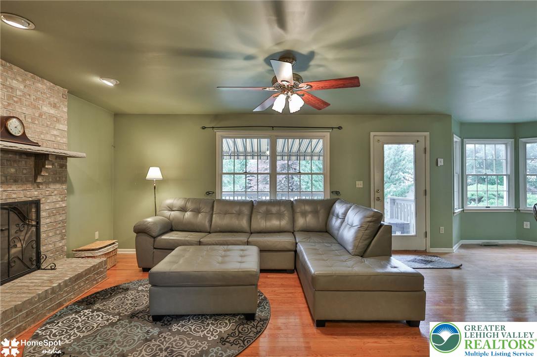 4070 Ross Road Bethlehem, PA 18020 - Photo 10 of 59