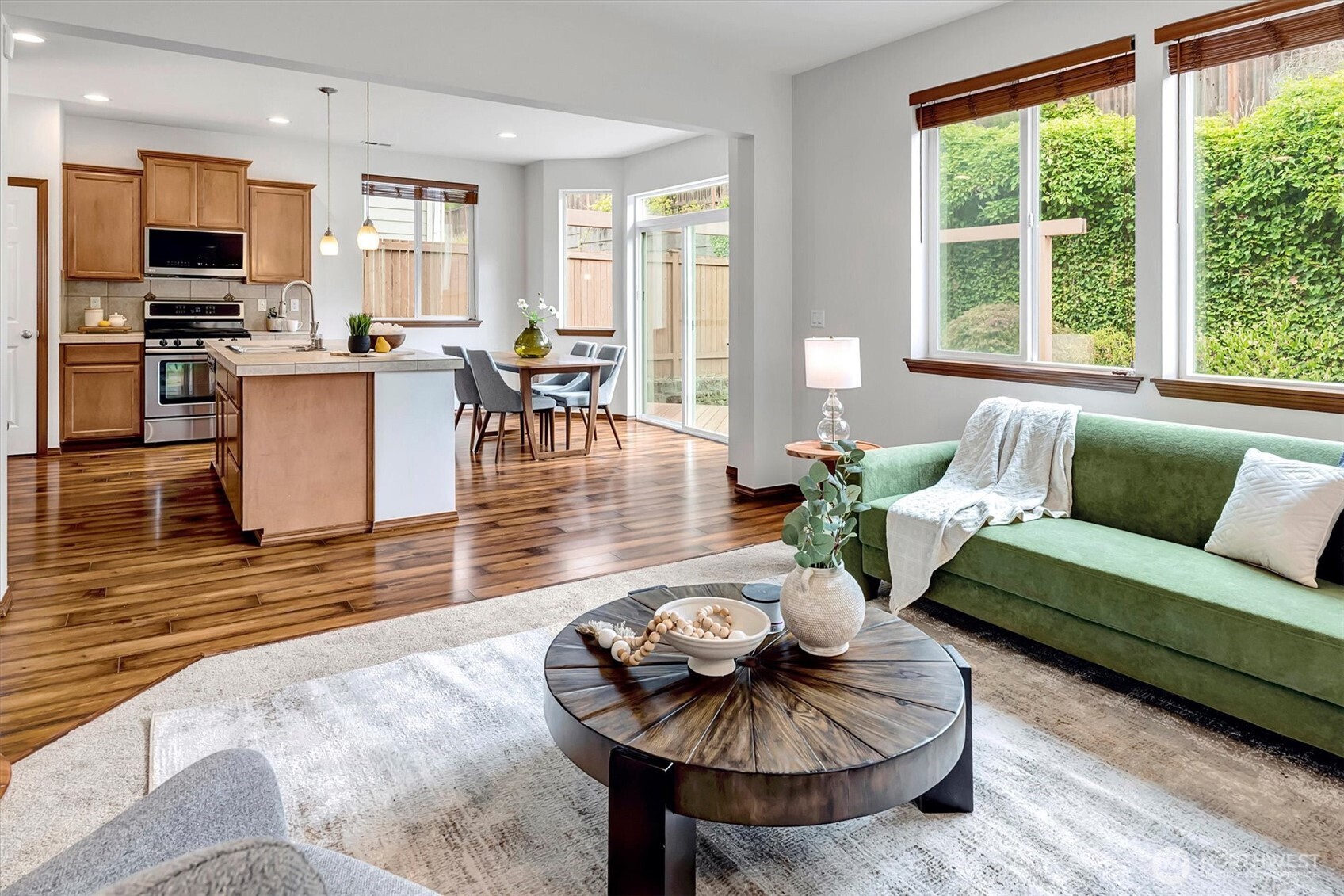 22917 42nd Drive Southeast Bothell, WA 98021 - Photo 9 of 30 Gallery Image 9