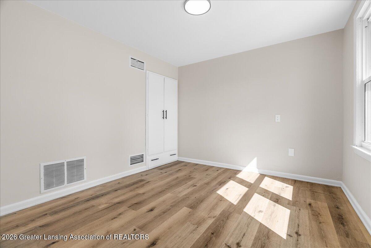 4516 Wilcox Road Holt, MI 48842 - Photo 13 of 27 12-Media Jett - 06