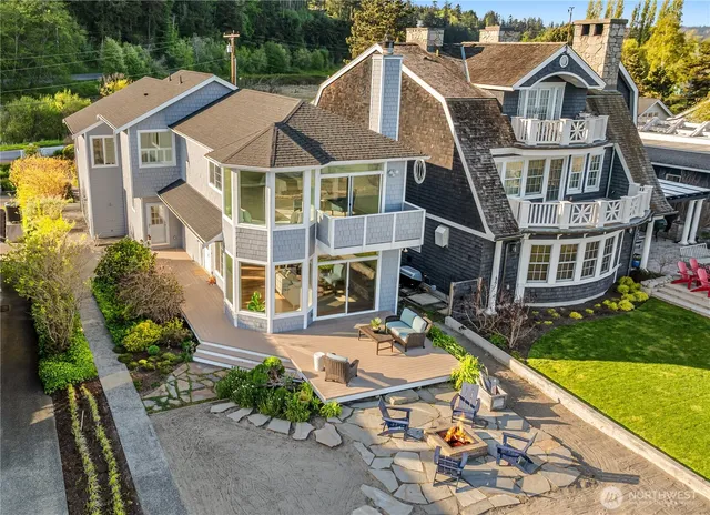 $2,248,000 | 1882 Shore Avenue, Freeland, WA 98249