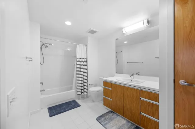 $898,000 | 5800 3rd Street, Unit 1121, San Francisco, CA 94124