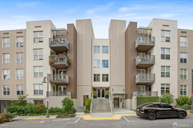 $898,000 | 5800 3rd Street, Unit 1121, San Francisco, CA 94124