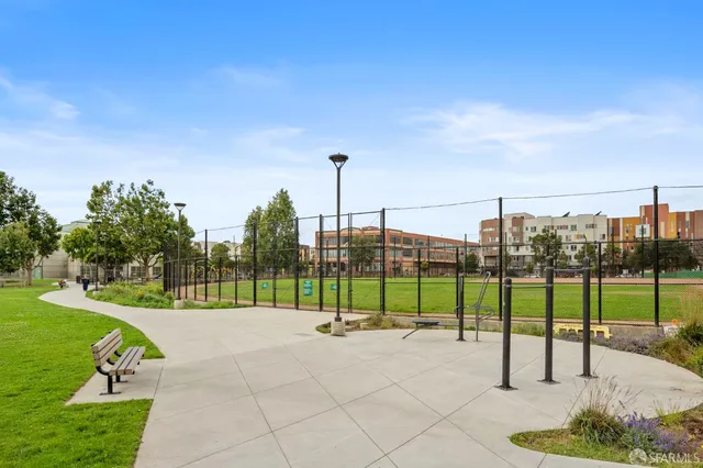 $898,000 | 5800 3rd Street, Unit 1121, San Francisco, CA 94124