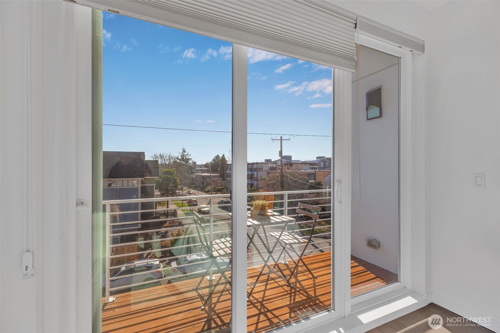 612 North 45th Street, Unit B Seattle, WA 98103 - Photo 17 of 25