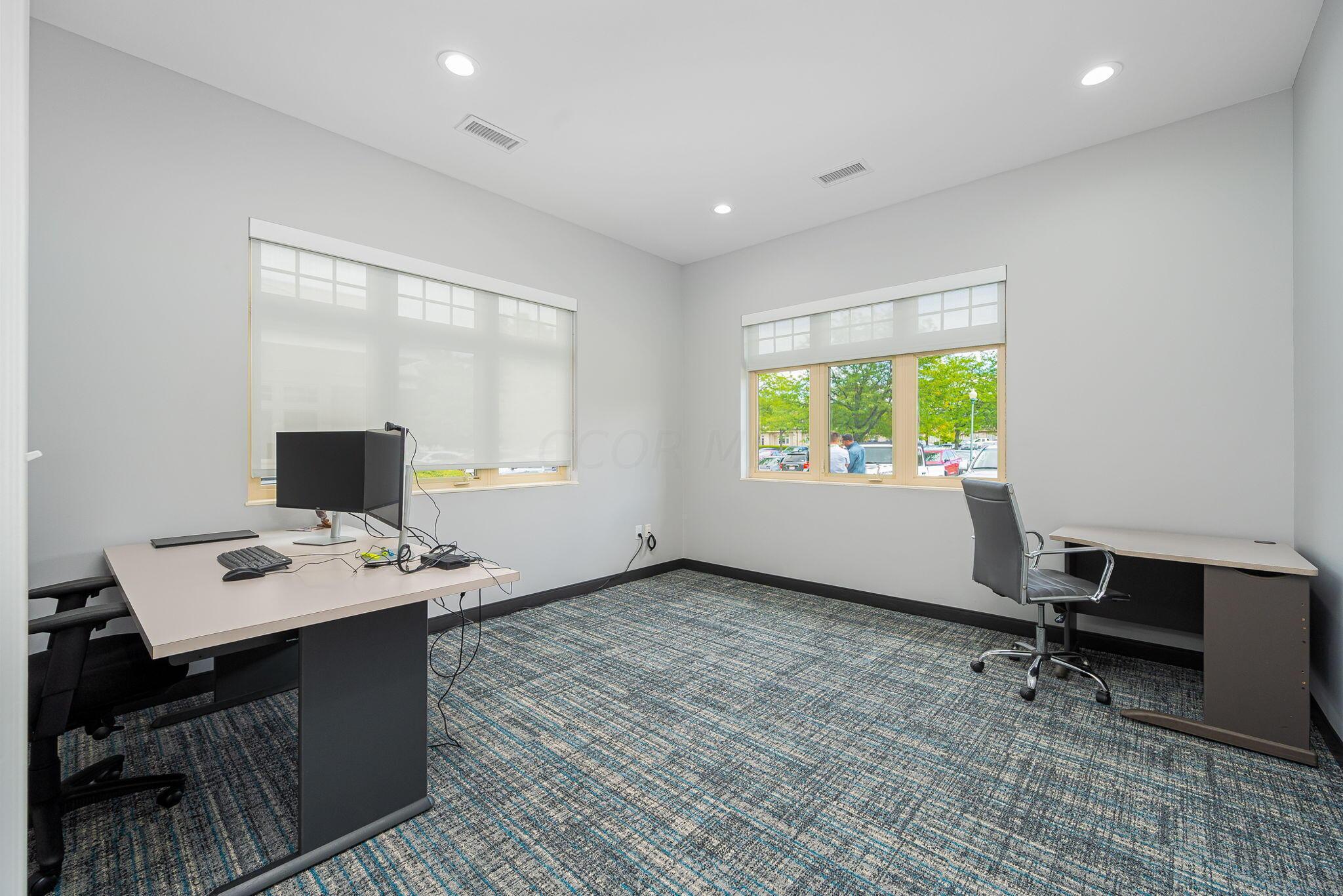 422 Beecher Road Columbus, OH 43230 - Photo 11 of 60 Interior Photo