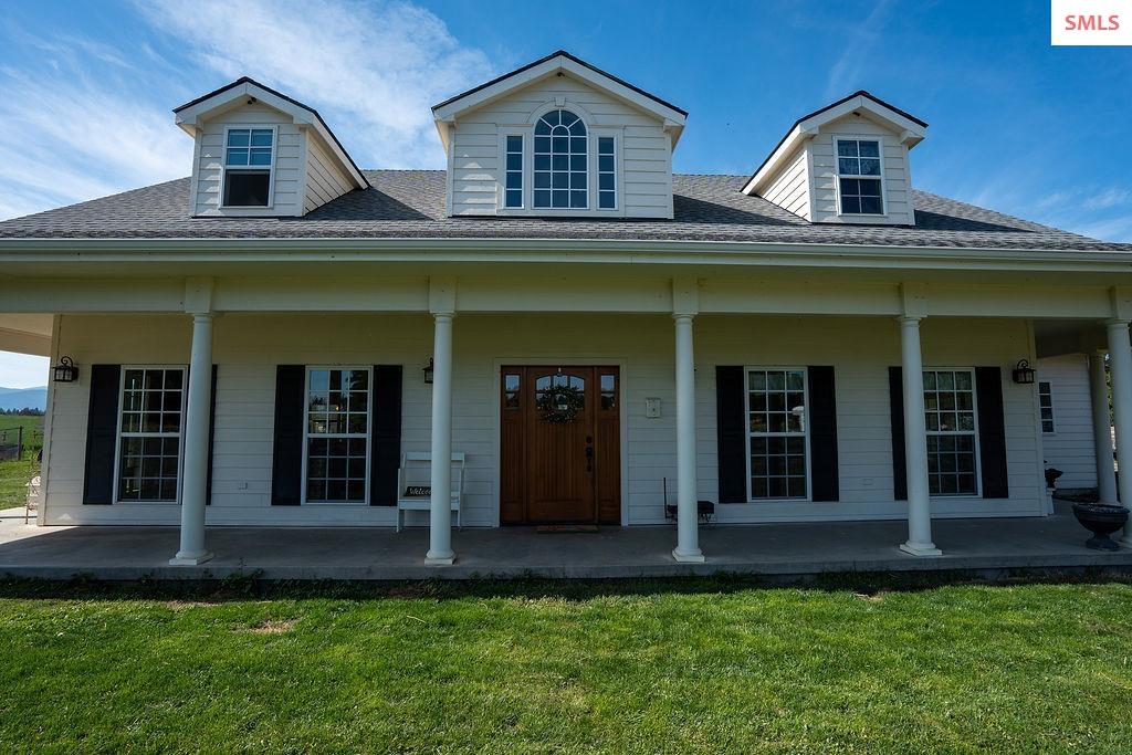 1878 Moon Shadow Road Bonners Ferry, ID 83805 - Photo 5 of 52 Pride of ownership apparent at every turn