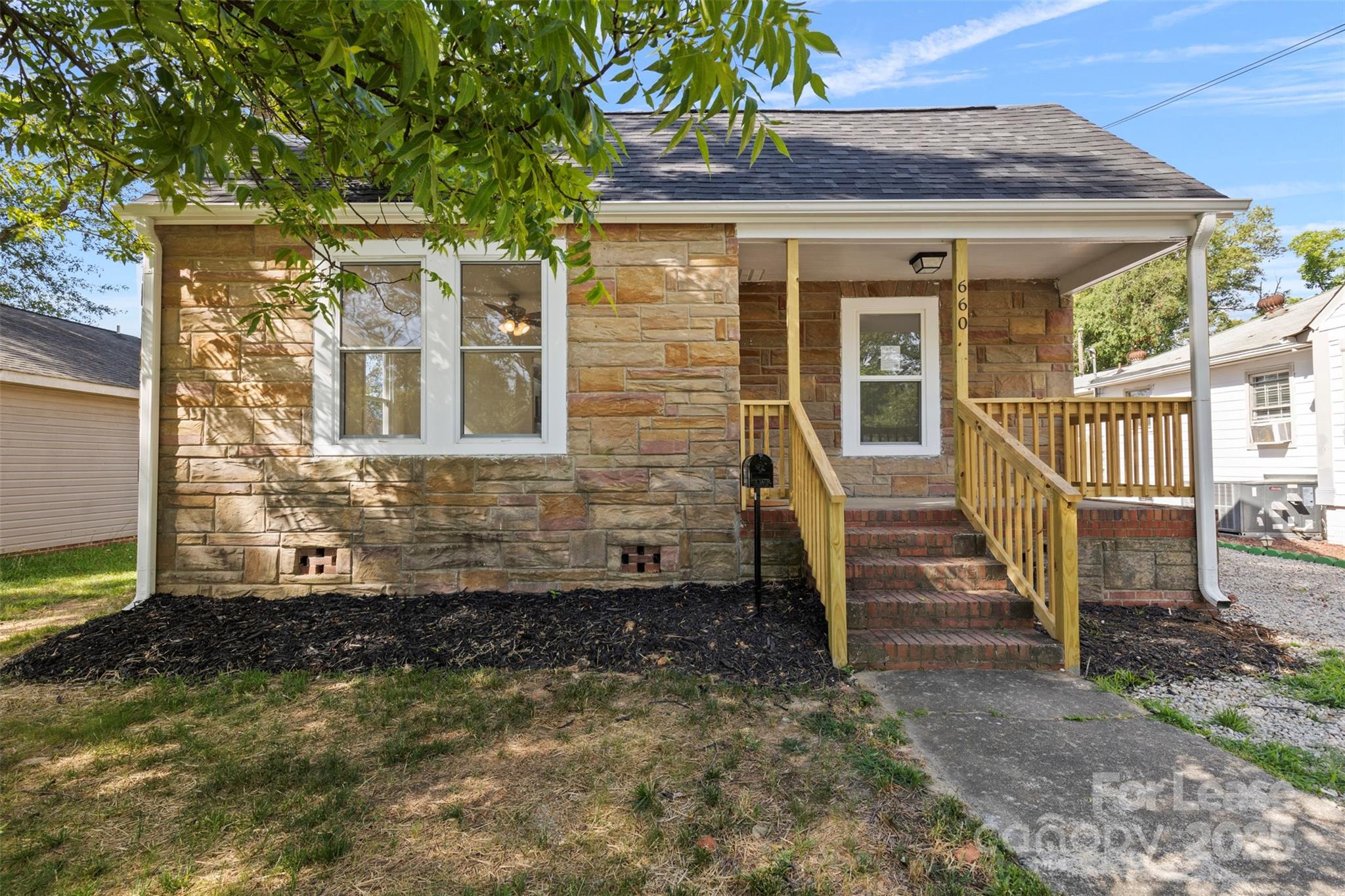 660 Chestnut Street Rock Hill, SC 29730 - Photo 1 of 31