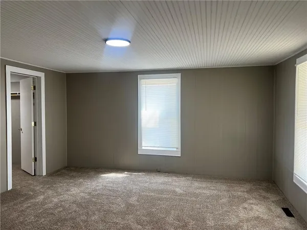 $120,000 | 701 West 224th Highway, Wellington, MO 64097