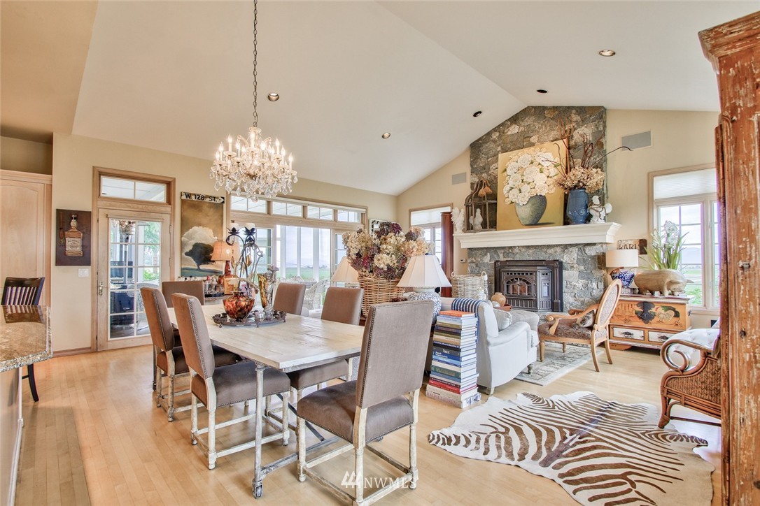 9263 Farm To Market Road Bow, WA 98232 - Photo 14 of 25 Gallery Image 14