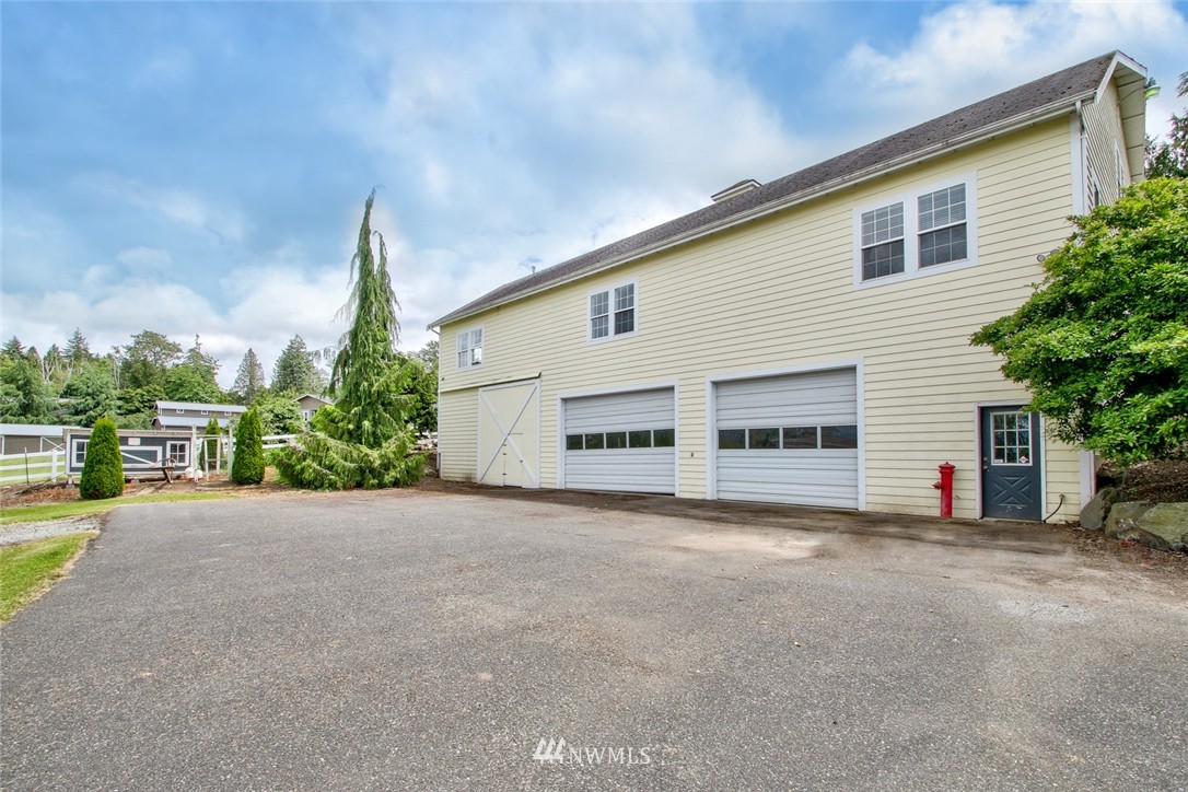 9263 Farm To Market Road Bow, WA 98232 - Photo 5 of 25 Gallery Image 5