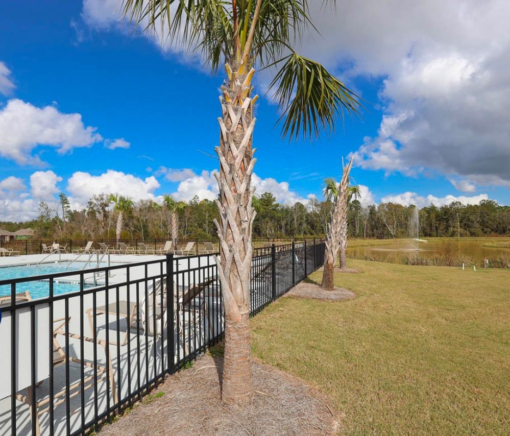 8090 Calverton Street, Unit 23 Foley, AL 36535 - Photo 26 of 30 Yard