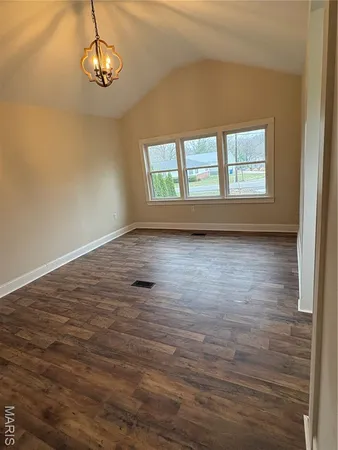 $179,900 | 514 Sycamore Street, Scott City, MO 63780
