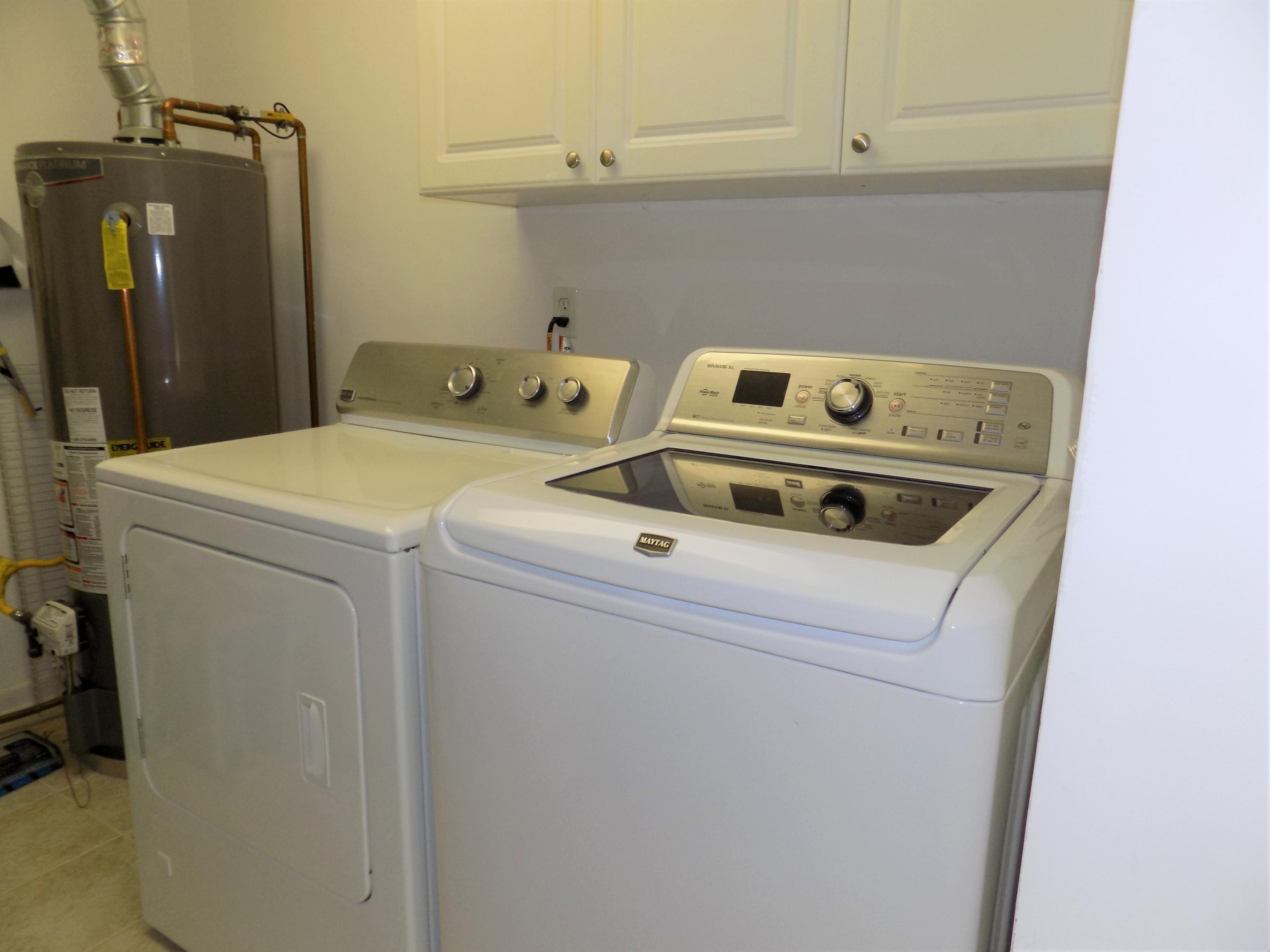 116 Gary Road Toms River, NJ 08753 - Photo 25 of 42 a utility room with dryer and washer
