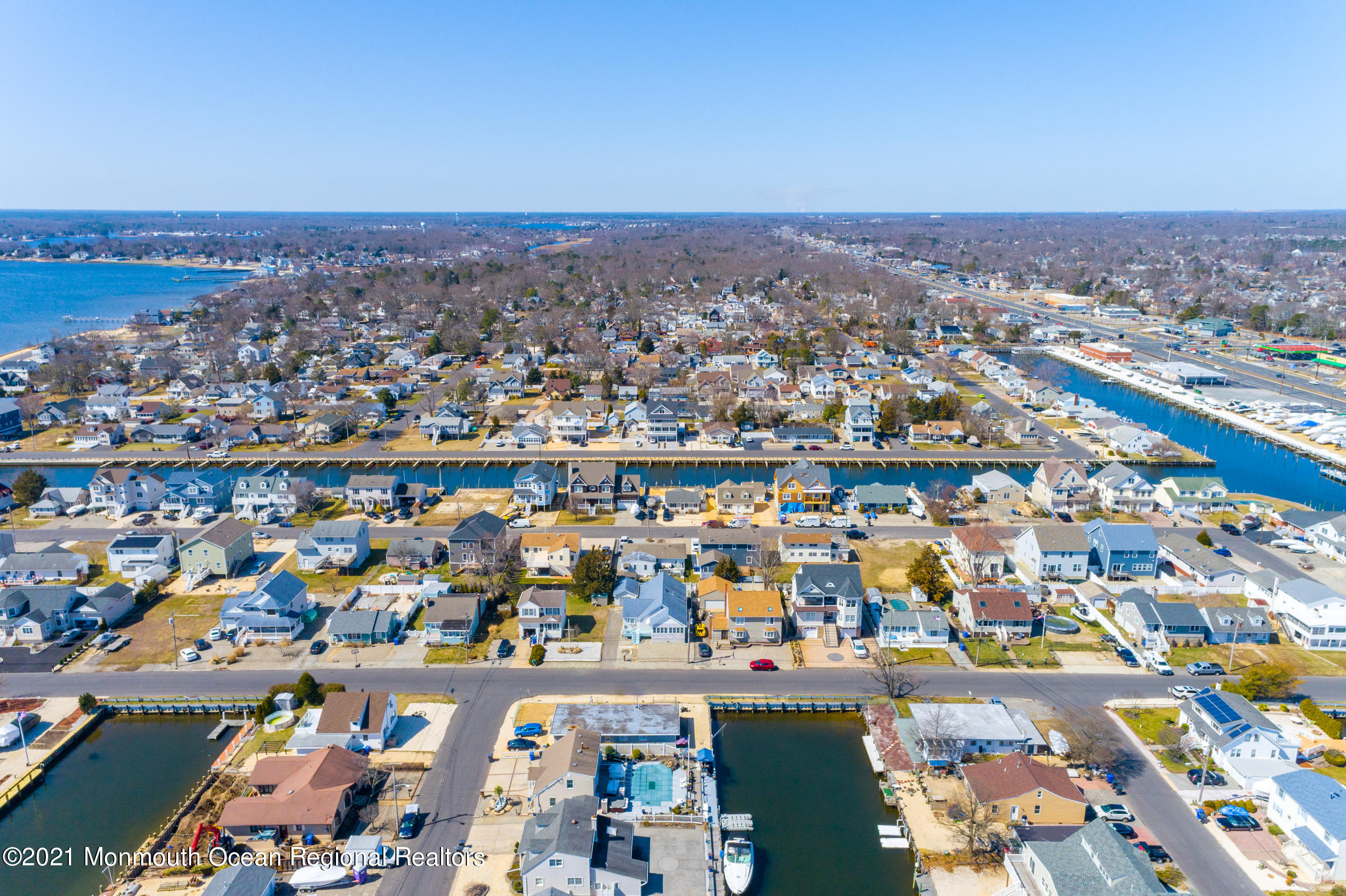 116 Gary Road Toms River, NJ 08753 - Photo 29 of 42 an aerial view of a city