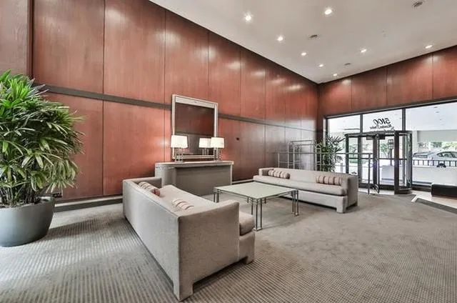 $1,395 | 5100 North Marine Drive, Unit 15C, Chicago, IL 60640