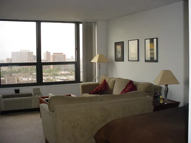 $1,395 | 5100 North Marine Drive, Unit 15C, Chicago, IL 60640