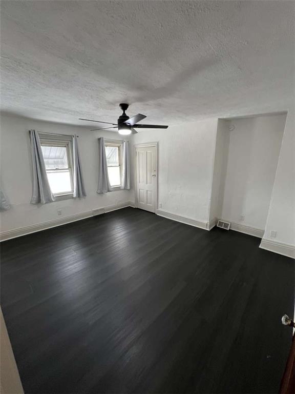 2604 Burham Street Pittsburgh, PA 15203 - Photo 5 of 15