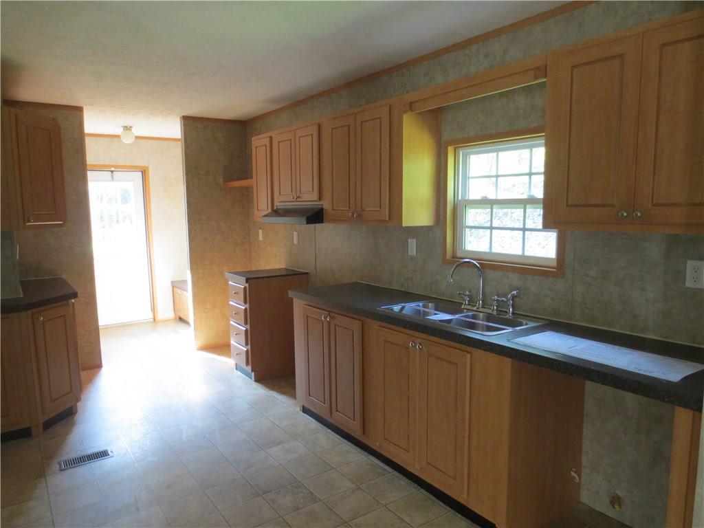 343 Toney Road, Unit 19 Marion, NC 28752 - Photo 4 of 13 Gallery Image 4