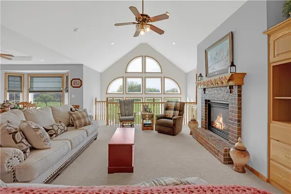 $525,000 | 14 Southwest 260th Road, Warrensburg, MO 64093
