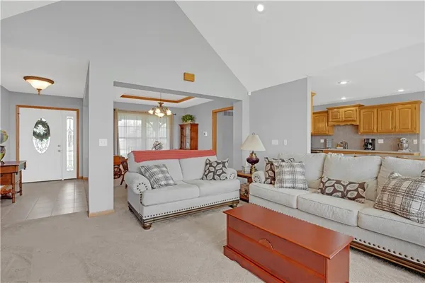 $525,000 | 14 Southwest 260th Road, Warrensburg, MO 64093