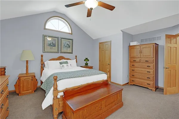 $525,000 | 14 Southwest 260th Road, Warrensburg, MO 64093