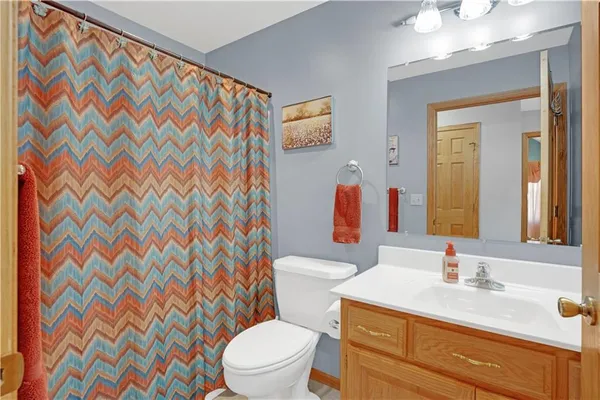 $525,000 | 14 Southwest 260th Road, Warrensburg, MO 64093