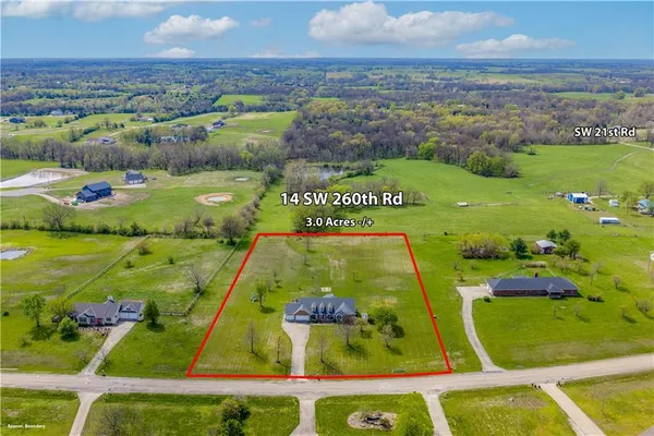 $525,000 | 14 Southwest 260th Road, Warrensburg, MO 64093