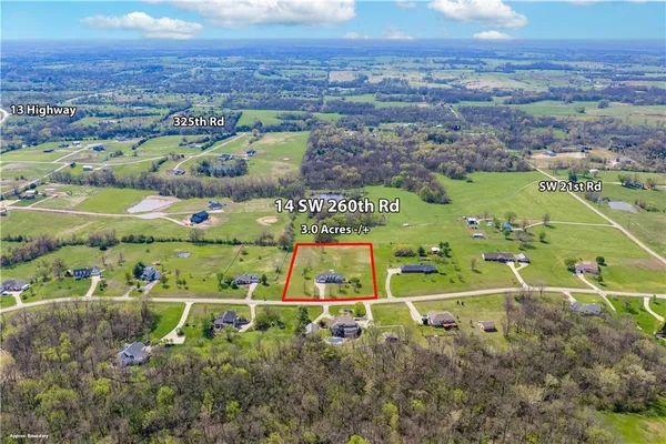 $525,000 | 14 Southwest 260th Road, Warrensburg, MO 64093