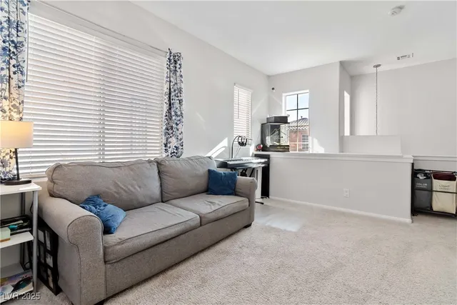 $399,990 | 8908 Cambridge Glen Court, Las Vegas, NV 89149