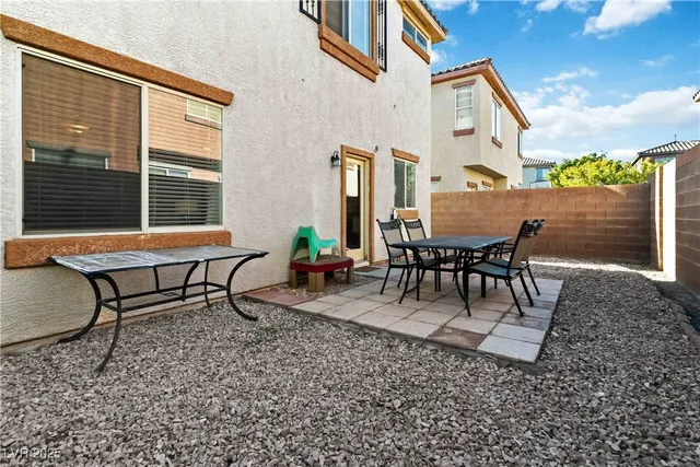 $399,990 | 8908 Cambridge Glen Court, Las Vegas, NV 89149